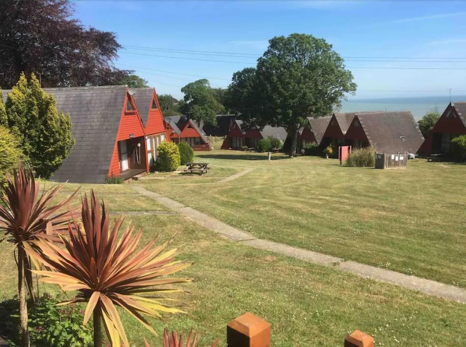 Wow! Amazing Sea Views At Coastal Chalet In Kingsdown Park With Pool No 40 Kingsdown (Deal) Exterior foto
